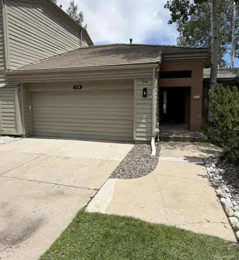 774 Ridgeside Drive