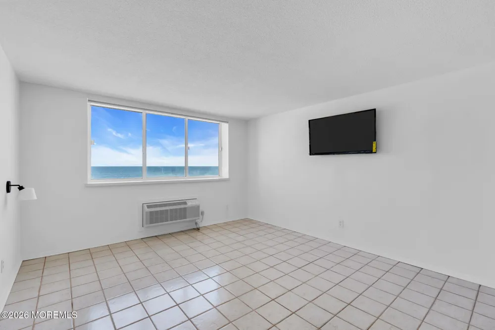 55 Ocean Avenue #3L Monmouth Beach, NJ 07750