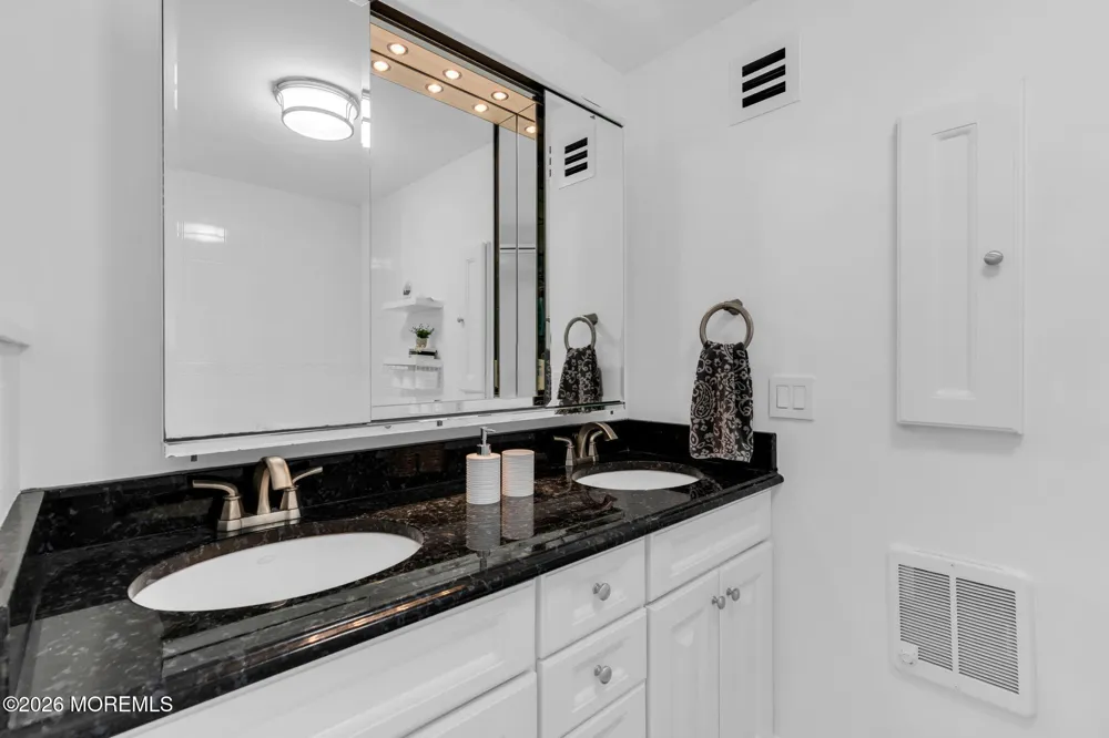 55 Ocean Avenue #3L Monmouth Beach, NJ 07750
