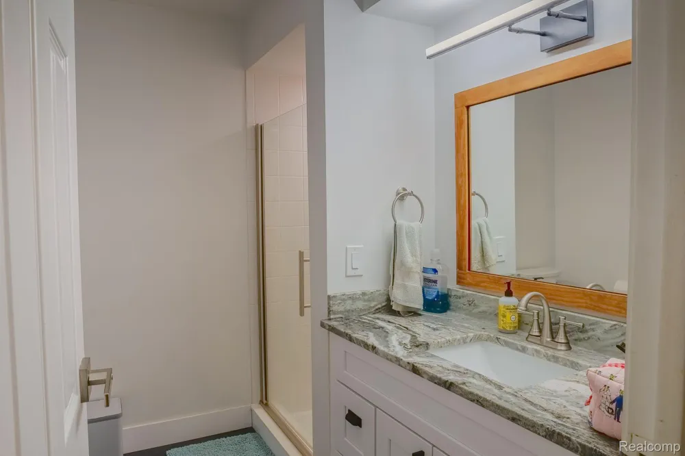 1989 Klingensmith Road #46 Bloomfield Hills City, MI 48302