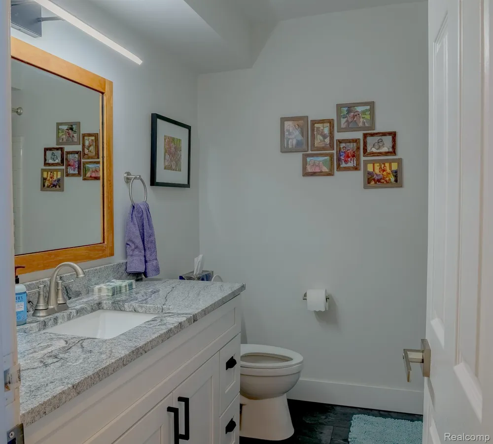 1989 Klingensmith Road #46 Bloomfield Hills City, MI 48302