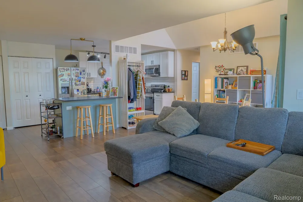 1989 Klingensmith Road #46 Bloomfield Hills City, MI 48302