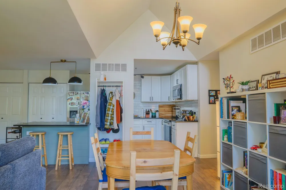 1989 Klingensmith Road #46 Bloomfield Hills City, MI 48302