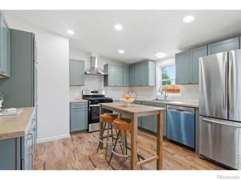 108 E Douglas Road