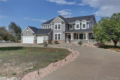 460 Columbine Drive