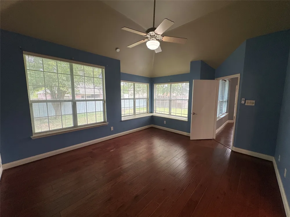 2336 Timbercreek Drive Glenn Heights, TX 75154