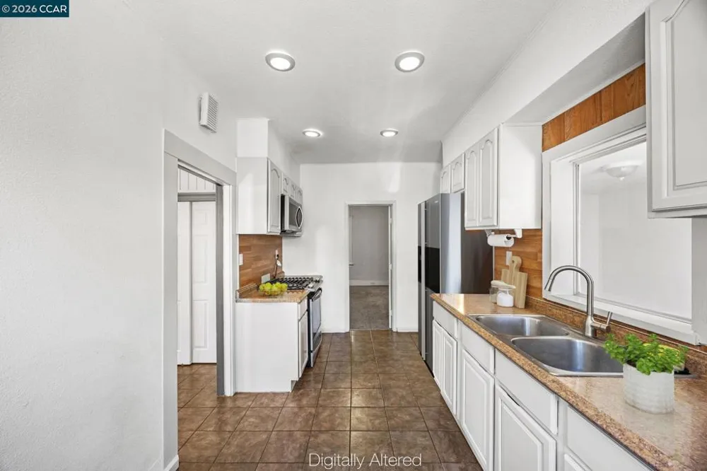 149 W 11Th St Pittsburg, CA 94565