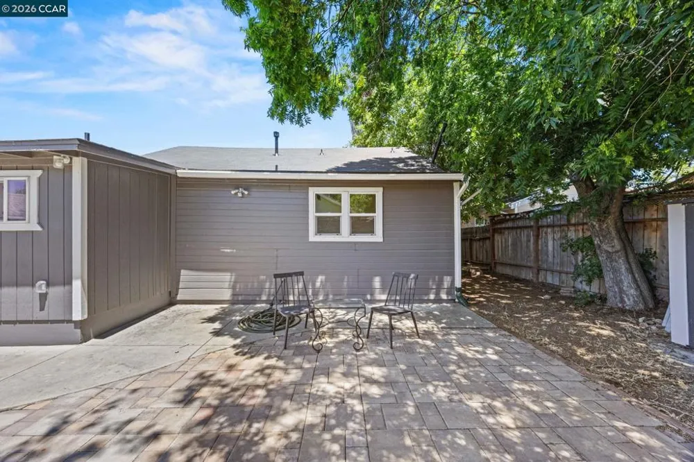 149 W 11Th St Pittsburg, CA 94565