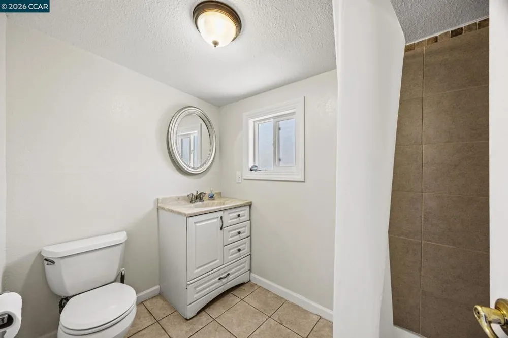 149 W 11Th St Pittsburg, CA 94565