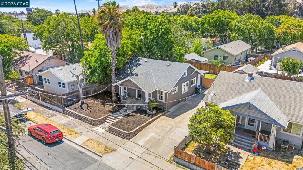 149 W 11Th St Pittsburg, CA 94565