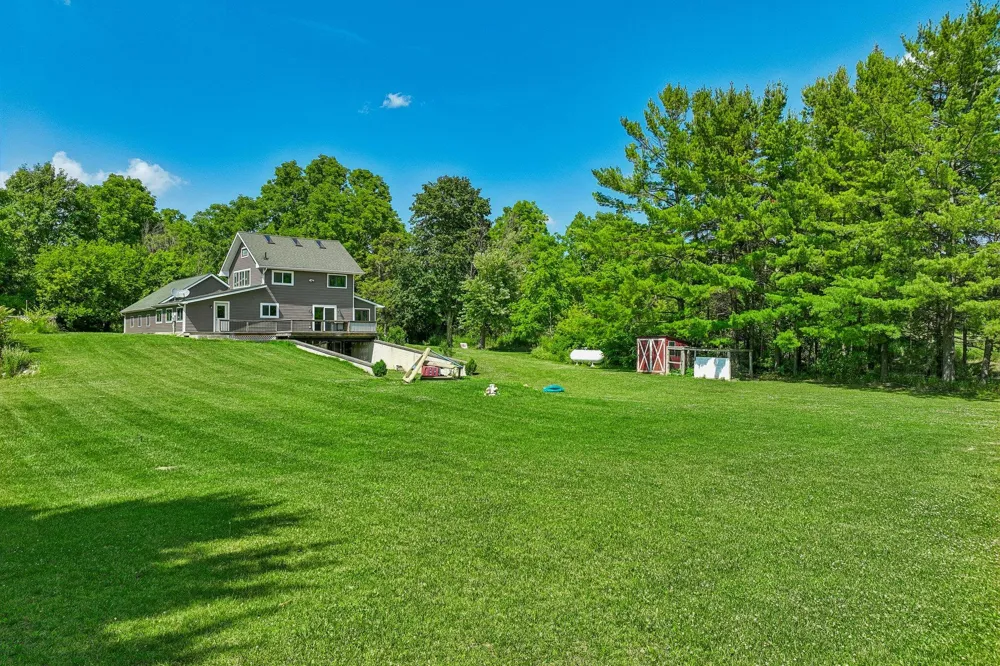 10120 Noggles Road Manchester, MI 48158