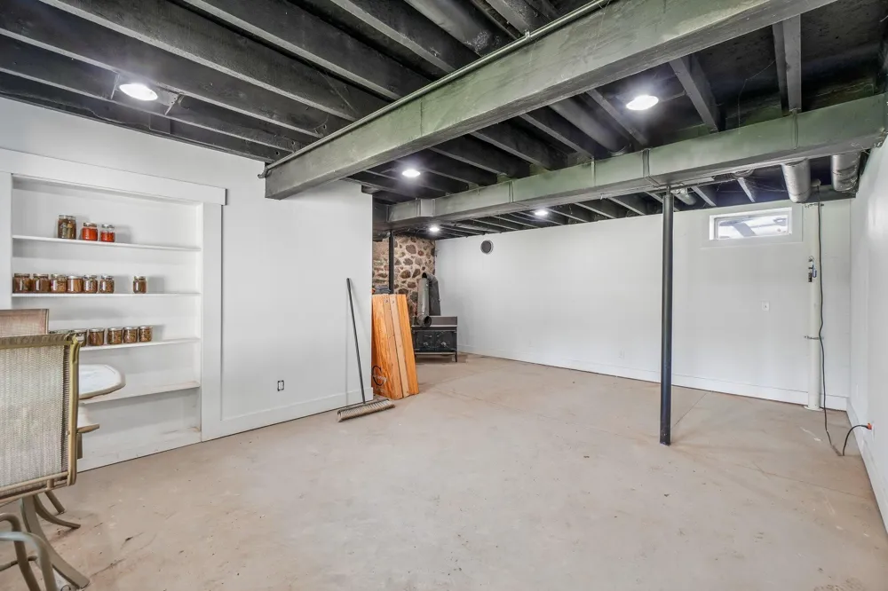 10120 Noggles Road Manchester, MI 48158