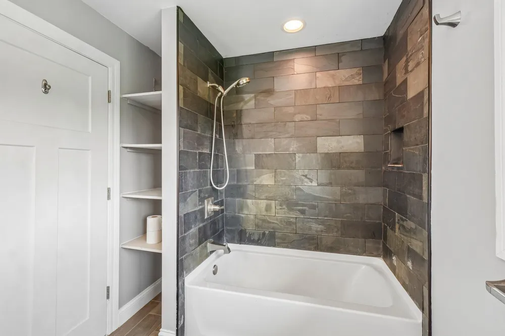 10120 Noggles Road Manchester, MI 48158
