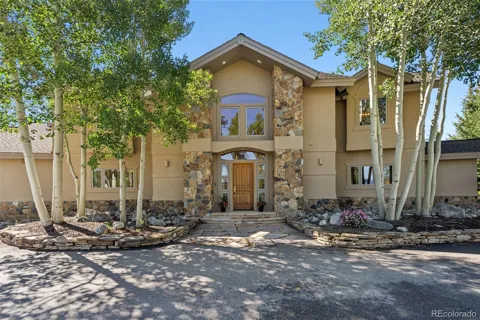 1165 Emerald Road