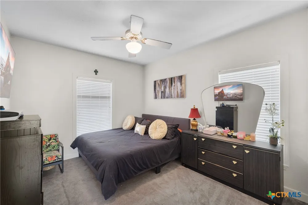 18108 Werchan Lane Coupland, TX 78615