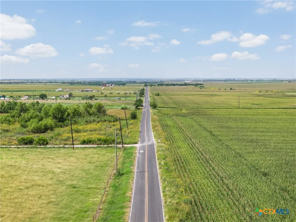18108 Werchan Lane Coupland, TX 78615