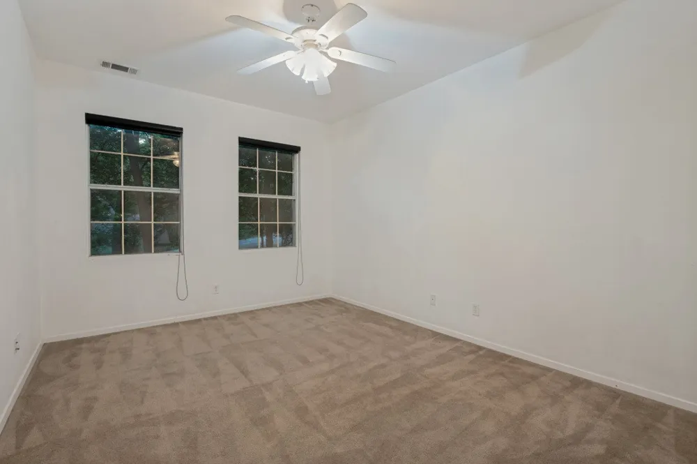 1233 Lady Lane Duncanville, TX 75116