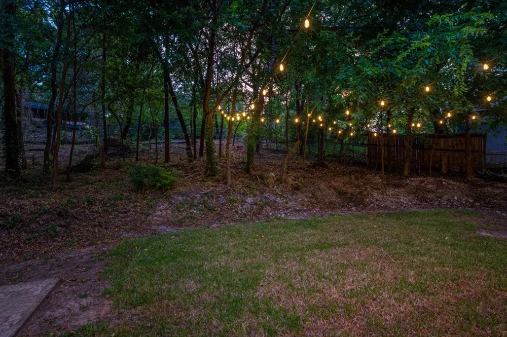 1233 Lady Lane Duncanville, TX 75116