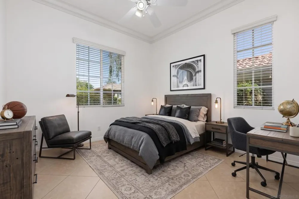 672 Inverlochy Dr Fallbrook, CA 92028