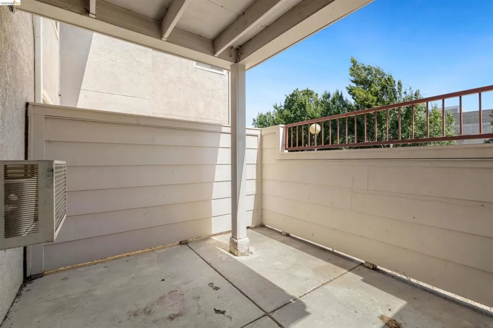 5 Lancaster Cir #121 Bay Point, CA 94565