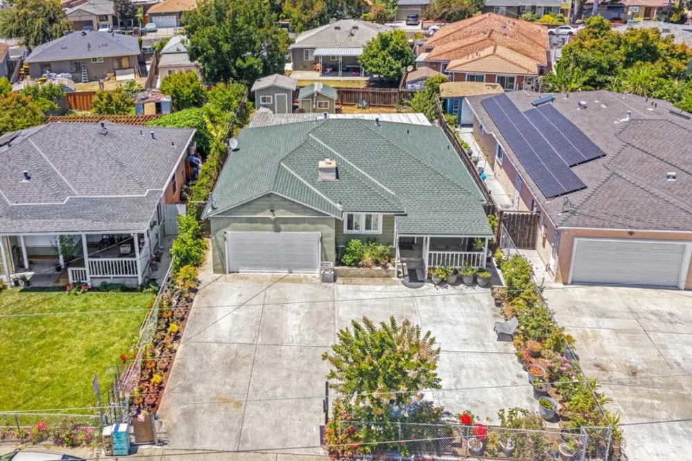 123 Gardenia Way East Palo Alto, CA 94303