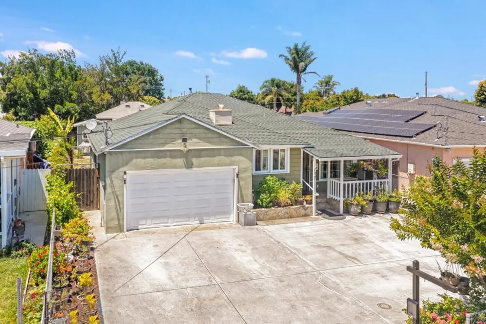 123 Gardenia Way East Palo Alto, CA 94303