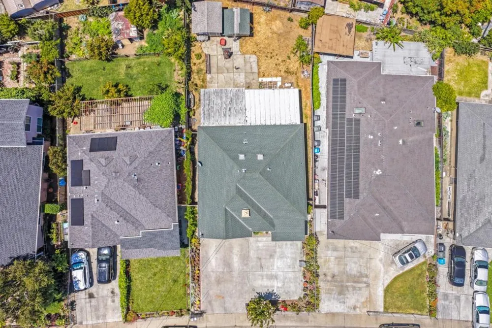 123 Gardenia Way East Palo Alto, CA 94303