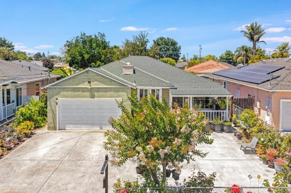 123 Gardenia Way East Palo Alto, CA 94303