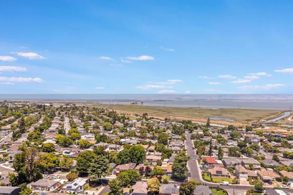123 Gardenia Way East Palo Alto, CA 94303