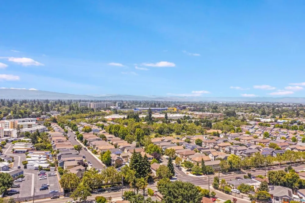 123 Gardenia Way East Palo Alto, CA 94303