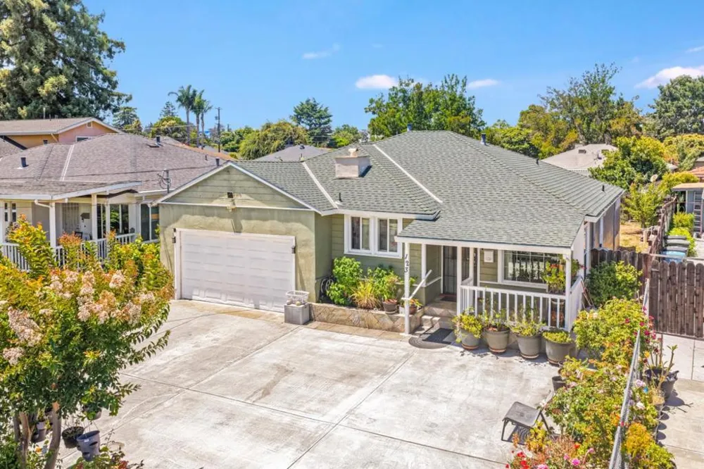 123 Gardenia Way East Palo Alto, CA 94303