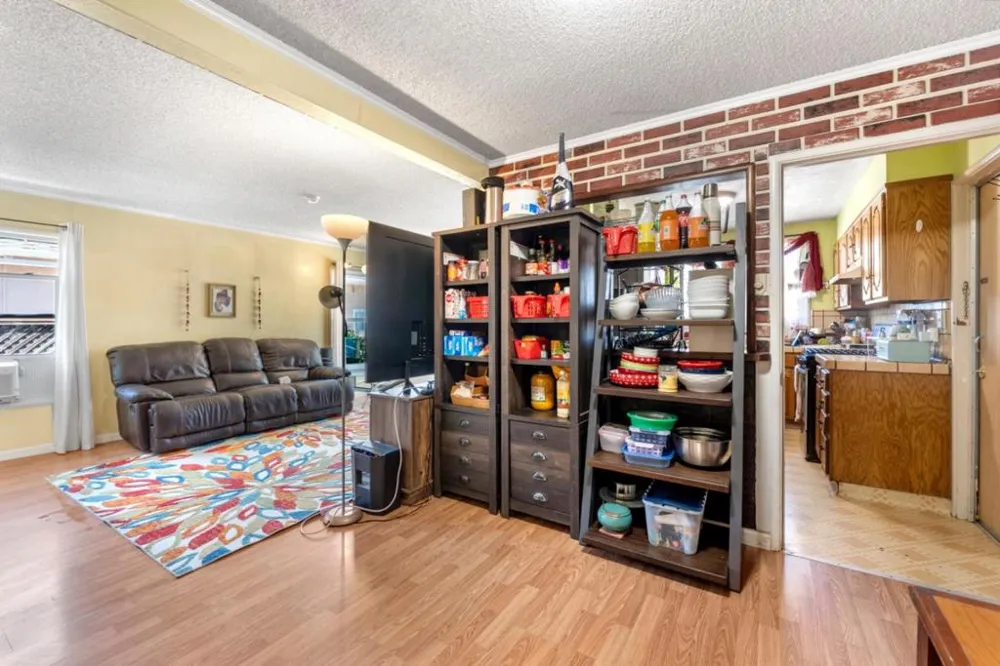 123 Gardenia Way East Palo Alto, CA 94303