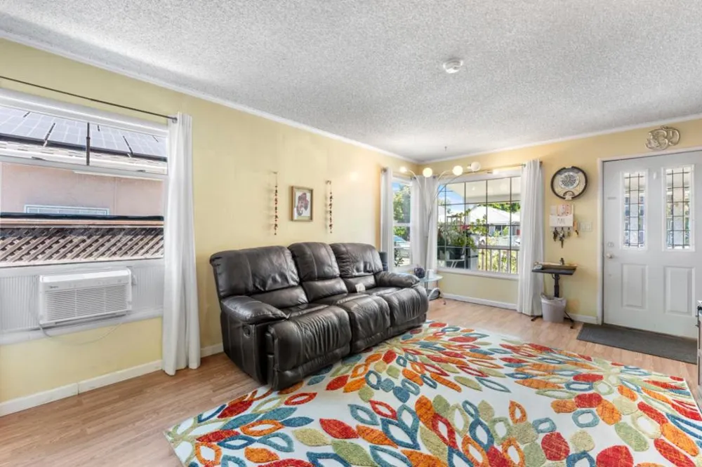 123 Gardenia Way East Palo Alto, CA 94303