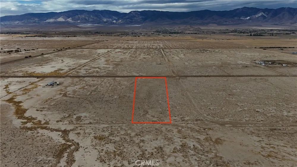 746 Lake Street Lucerne Valley, CA 92356
