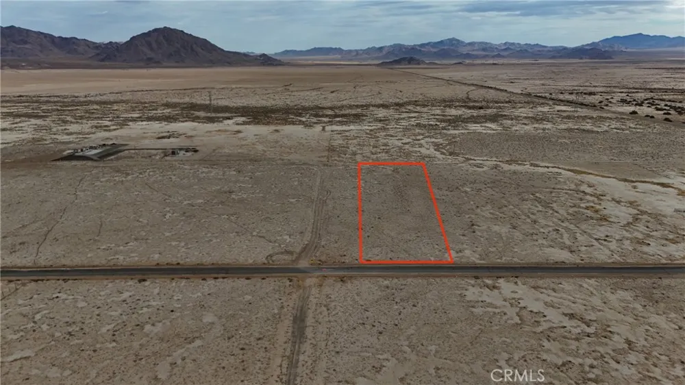 746 Lake Street Lucerne Valley, CA 92356