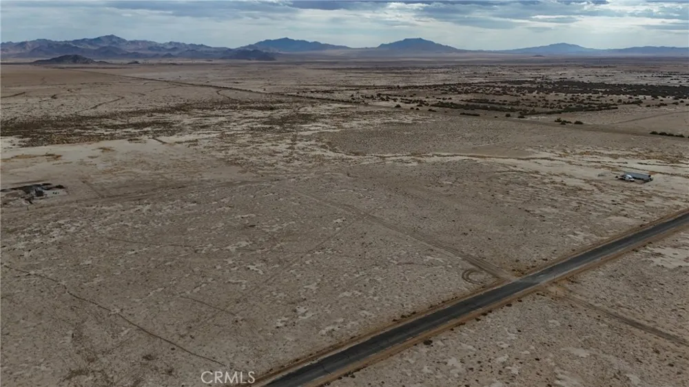 746 Lake Street Lucerne Valley, CA 92356