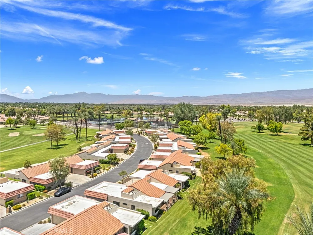 41488 Inverness Palm Desert, CA 92211