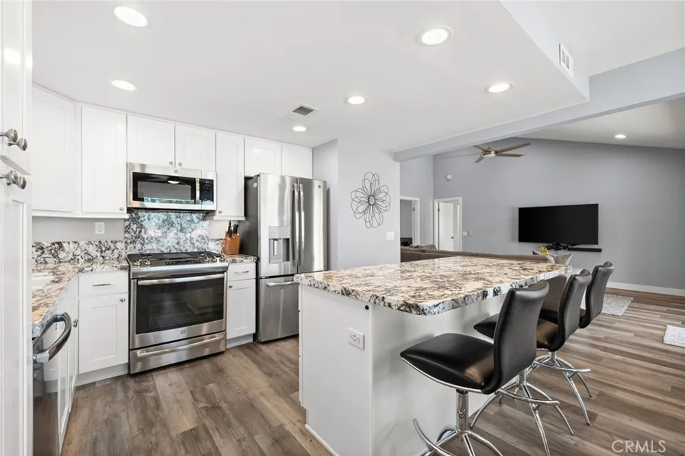 41488 Inverness Palm Desert, CA 92211