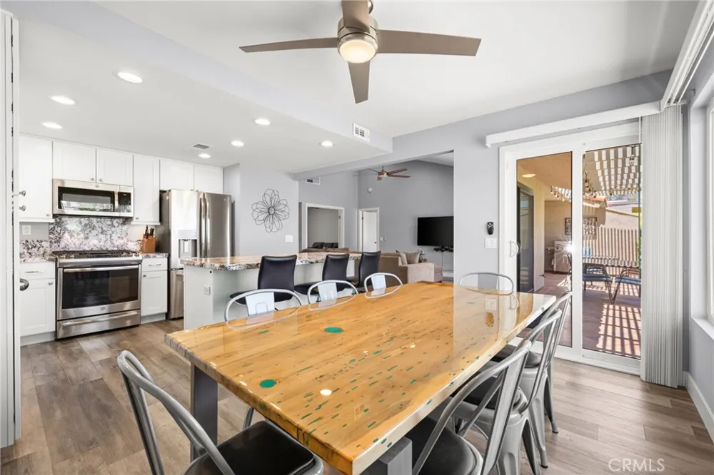 41488 Inverness Palm Desert, CA 92211