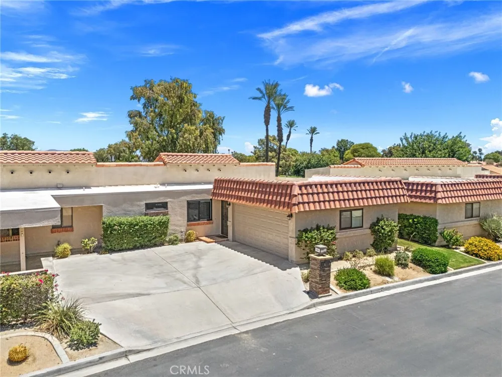 41488 Inverness Palm Desert, CA 92211