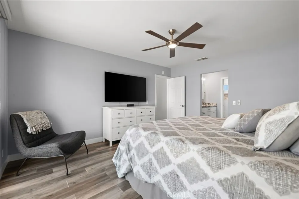 41488 Inverness Palm Desert, CA 92211