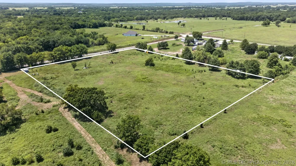 6100 160 ROAD Beggs, OK 74421