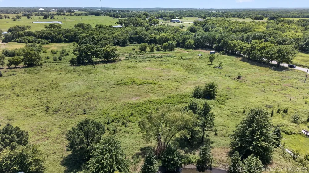 6100 160 ROAD Beggs, OK 74421