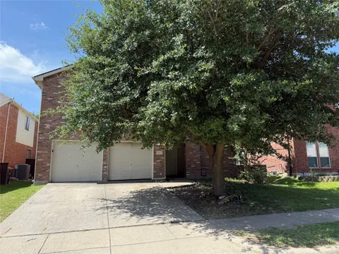 1117 Acacia Drive