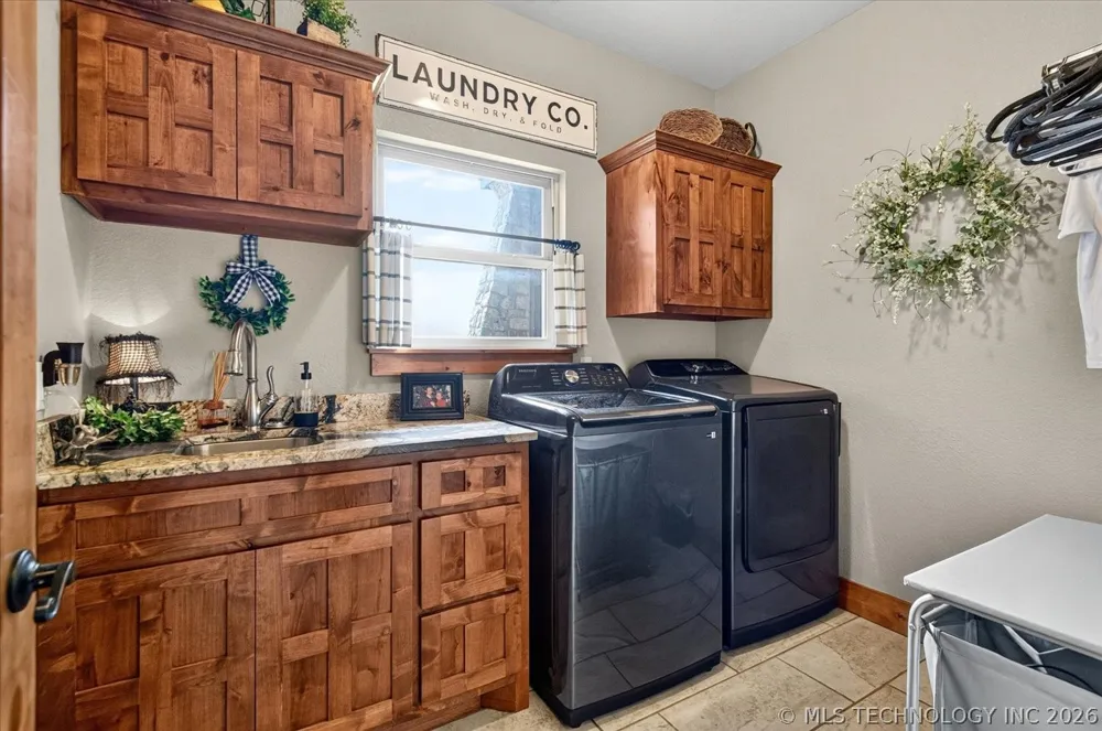 29645 3990 ROAD Ramona, OK 74061