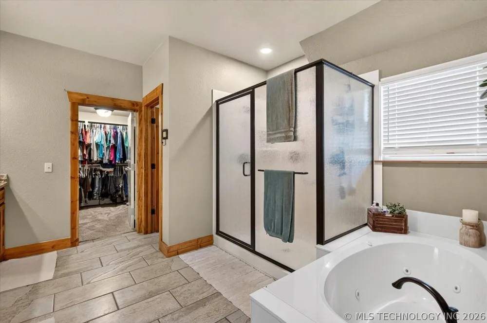 29645 3990 ROAD Ramona, OK 74061