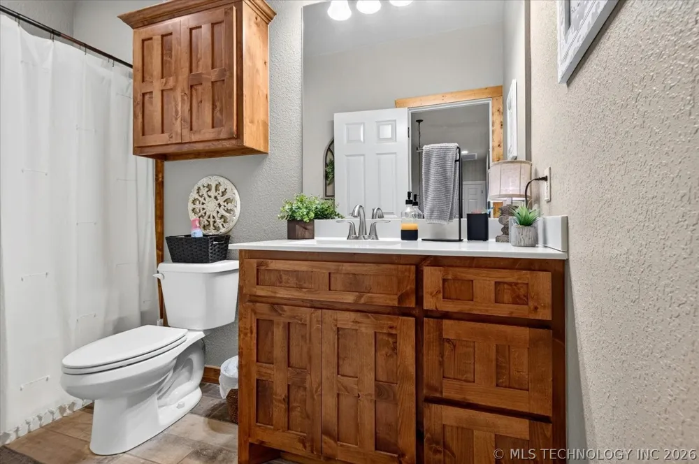 29645 3990 ROAD Ramona, OK 74061