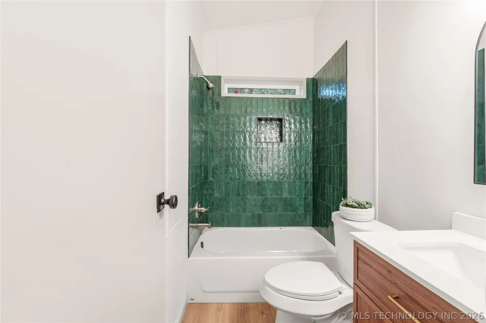 1115 S 284th East Avenue Catoosa, OK 74015