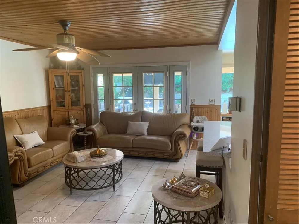 284 E Brookshire Pl Brea, CA 92821