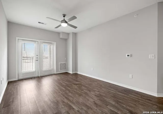 2551 Guadalupe St Unit 4204 Seguin, TX 78155